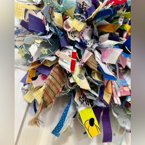 10” Handmade Disney Characters Rag Wreath - Disney Fabrics - Picture 8 of 10